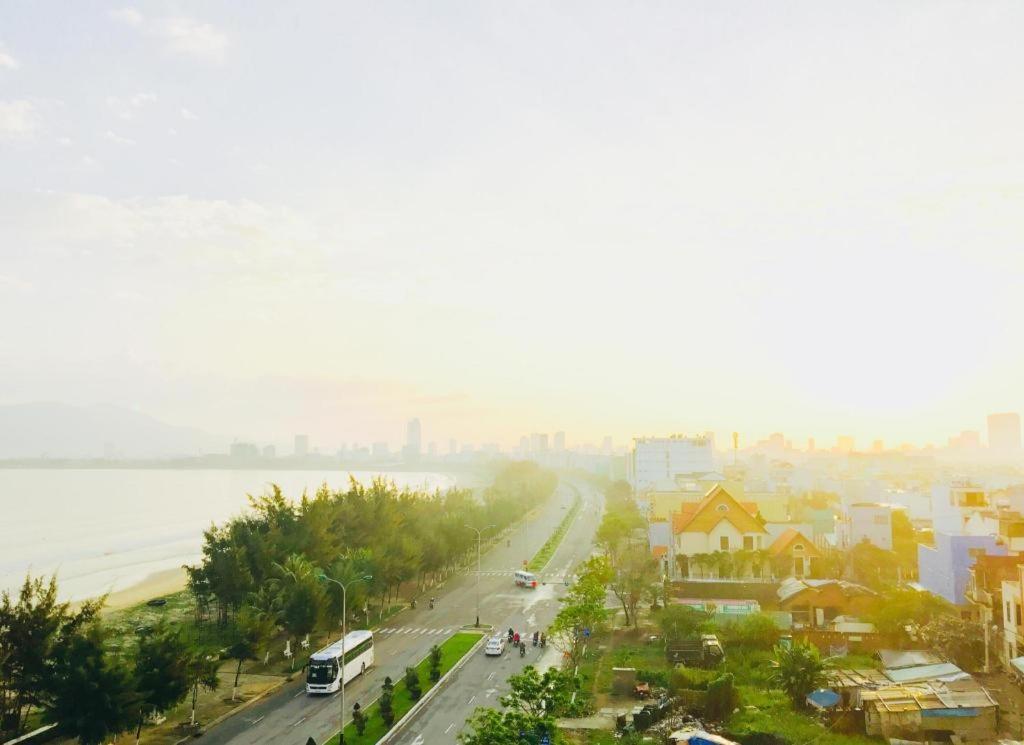 Whale Ocean View Hotel Da Nang Zewnętrze zdjęcie