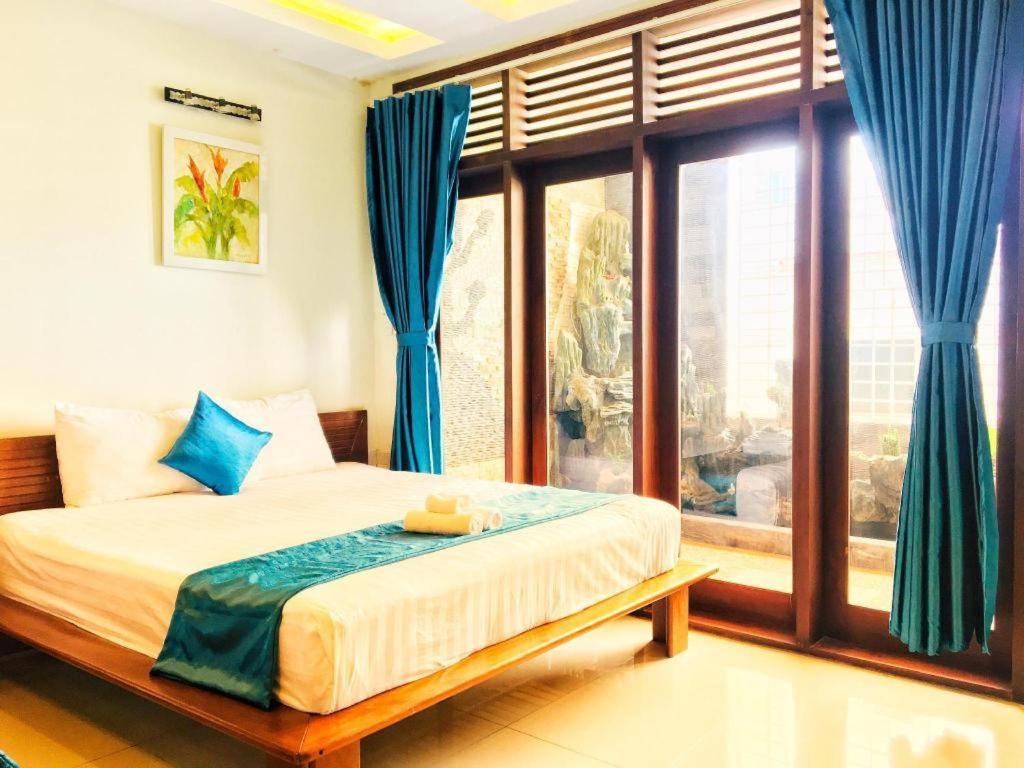 Whale Ocean View Hotel Da Nang Zewnętrze zdjęcie
